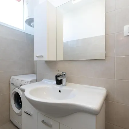 Ana Zora Two Bedroom *