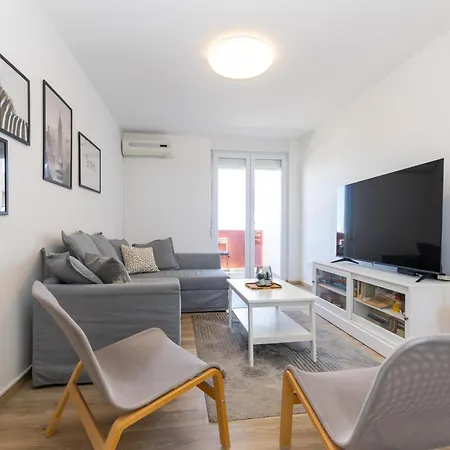 Ana Zora Two Bedroom 아파트 *