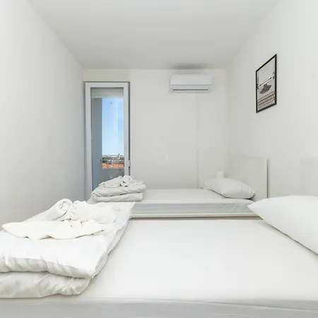 Ana Zora Two Bedroom